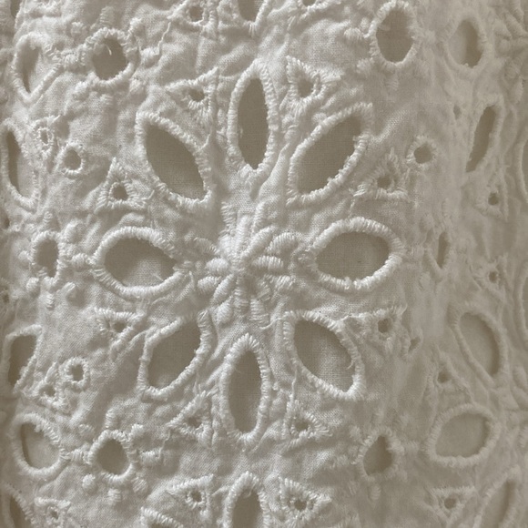 Milly Beautiful Eyelet Lace Top 4 - Picture 2 of 5